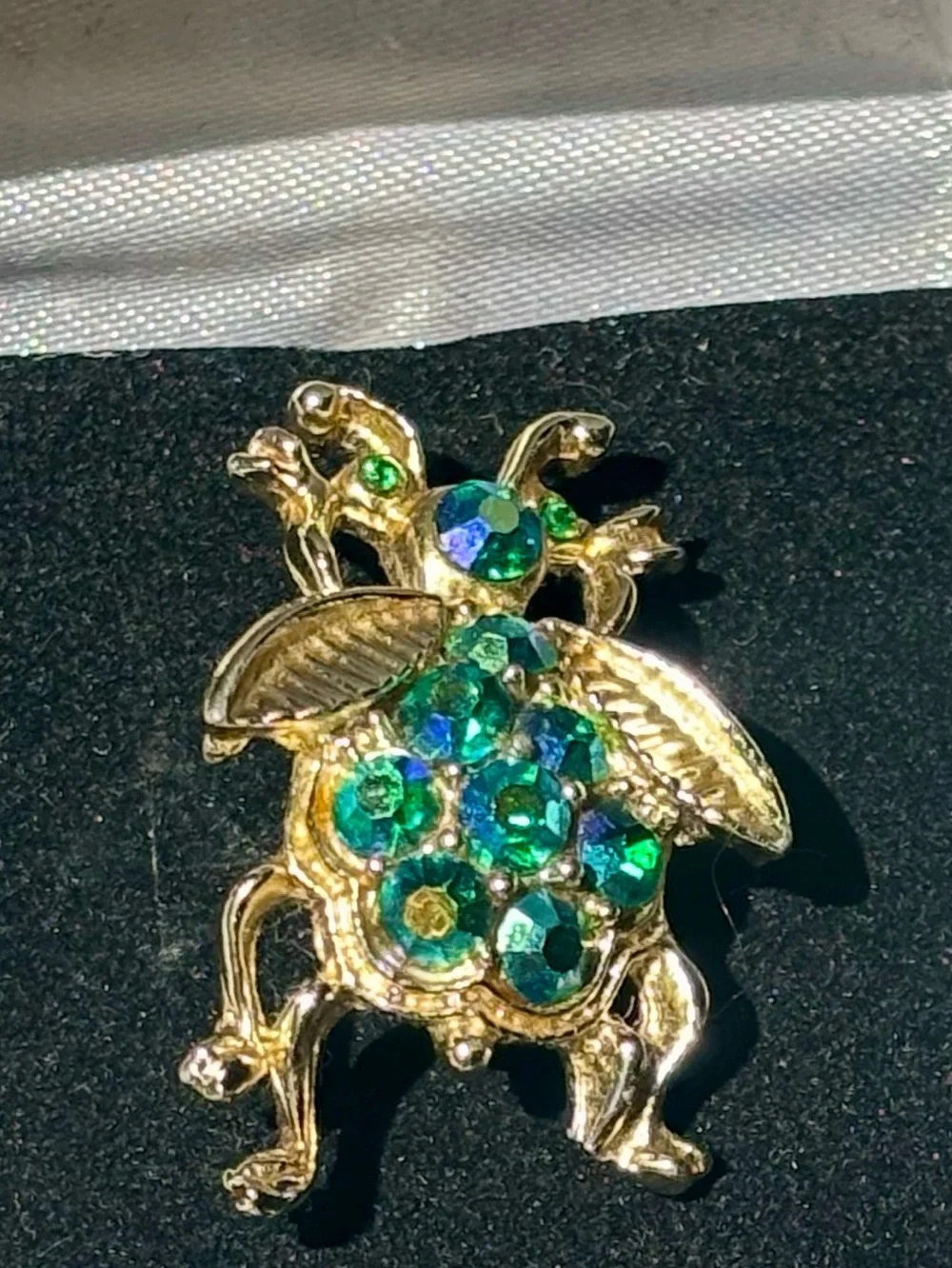 1950s Vintage Gold Tone Metal and Green Rhinestone Crystal Beetle Pin